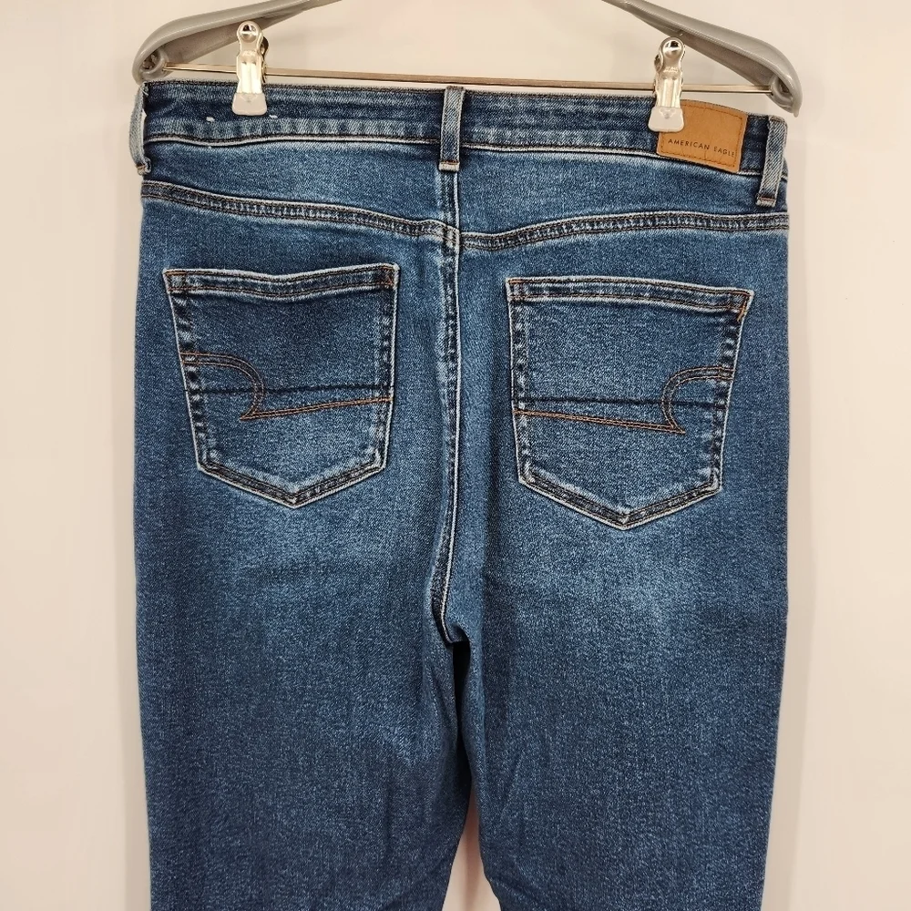 American Eagle Stretch Mom Jean Womens Size 8 Distressed Fray Hem Dark Wash